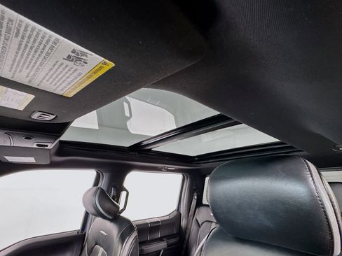 Used 2018 Ford F150 Platinum w/ Equipment Group 701A Luxury image 6