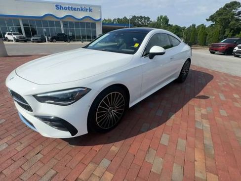 Used 2025 Mercedes-Benz CLE 450 4MATIC Coupe w/ Driver Assistance Package image 6