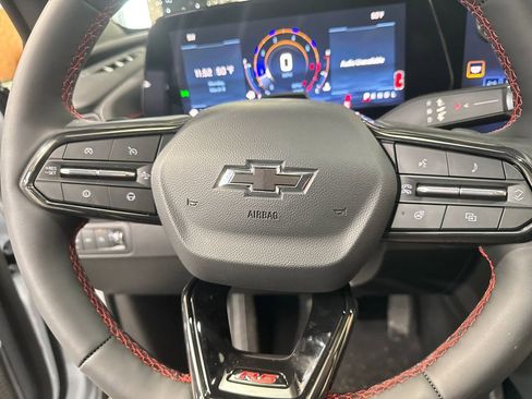 New 2026 Chevrolet Traverse RS image 17