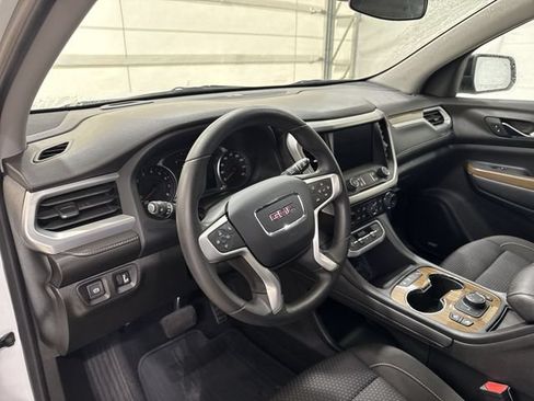 Used 2023 GMC Acadia SLE w/ Driver Convenience Package AWD/4WD image 10