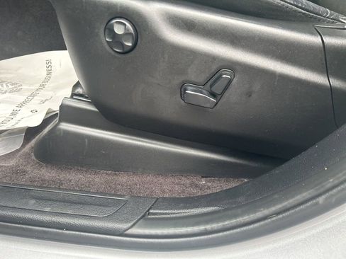 Used 2019 Jeep Grand Cherokee Altitude image 20