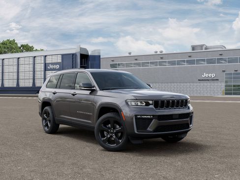 New 2026 Jeep Grand Cherokee L Limited w/ Limited Altitude Package image 33