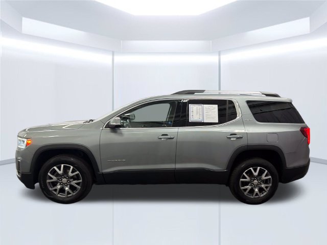 Used 2023 GMC Acadia SLT AWD/4WD image 2