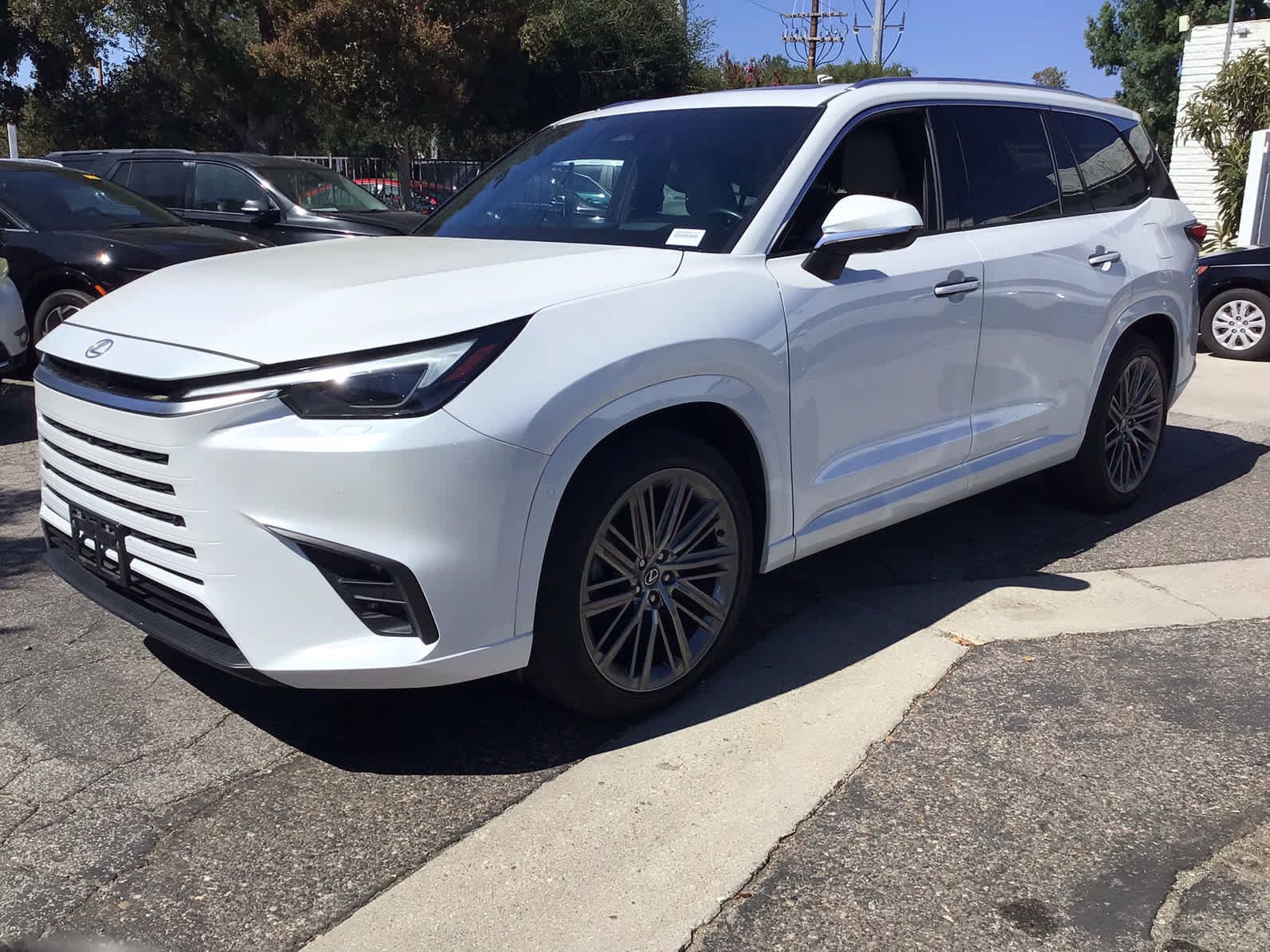 Used 2024 Lexus TX 350 AWD w/ Technology Package image 2