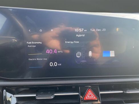 Certified 2023 Kia Niro EX image 11