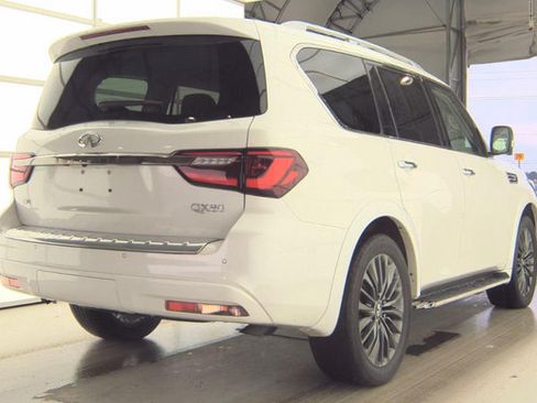Used 2023 INFINITI QX80 Premium Select w/ Cargo Package AWD/4WD image 4