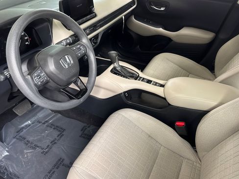 Used 2024 Honda HR-V LX image 4