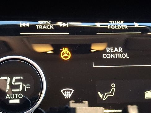 Certified 2025 INFINITI QX60 Luxe image 28