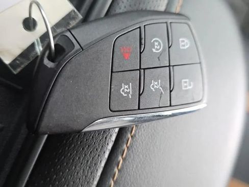 Used 2023 GMC Yukon AT4 AWD/4WD image 39