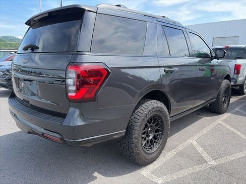 Used 2024 Ford Expedition Limited AWD/4WD image 7