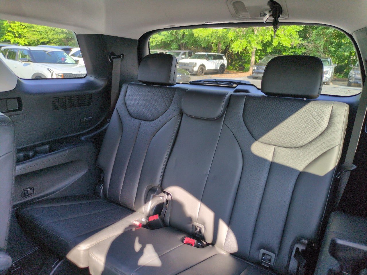 Used 2023 Hyundai Palisade SEL FWD image 24