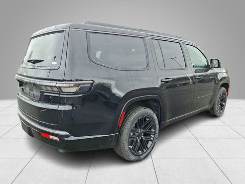 New 2026 Jeep Grand Wagoneer Limited AWD/4WD image 4