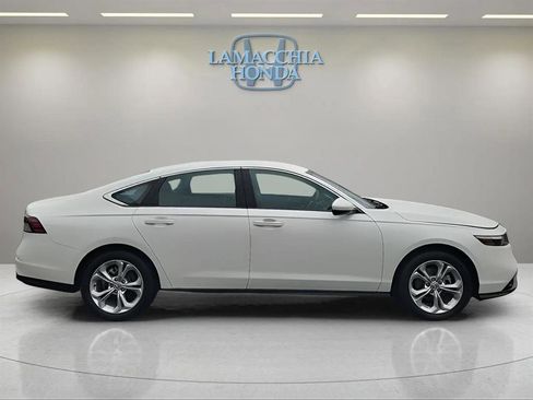 Used 2024 Honda Accord LX image 2