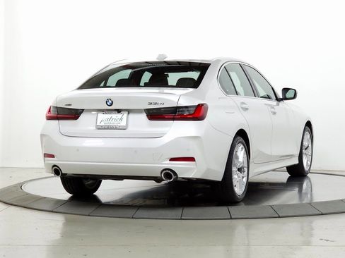 Used 2025 BMW 330i xDrive Sedan w/ Convenience Package image 10