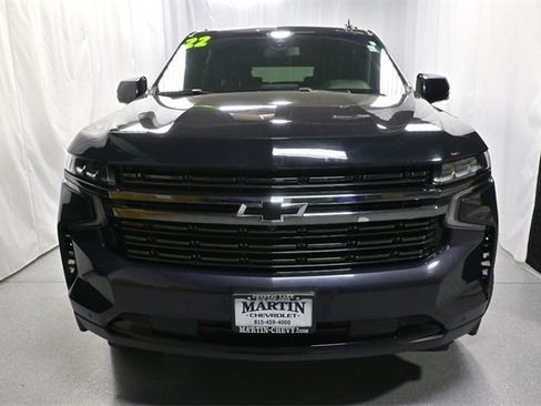 Certified 2022 Chevrolet Suburban RST w/ Sport Performance Package image 9