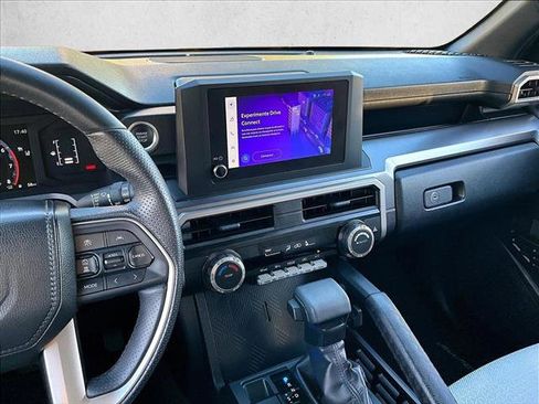 Used 2025 Toyota 4Runner SR5 image 8