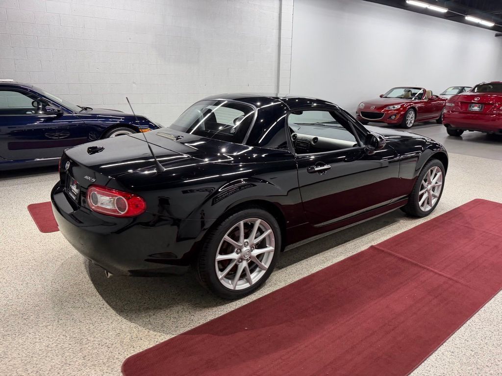 Used 2012 MAZDA MX-5 Miata Grand Touring w/ Premium Pkg RWD image 41