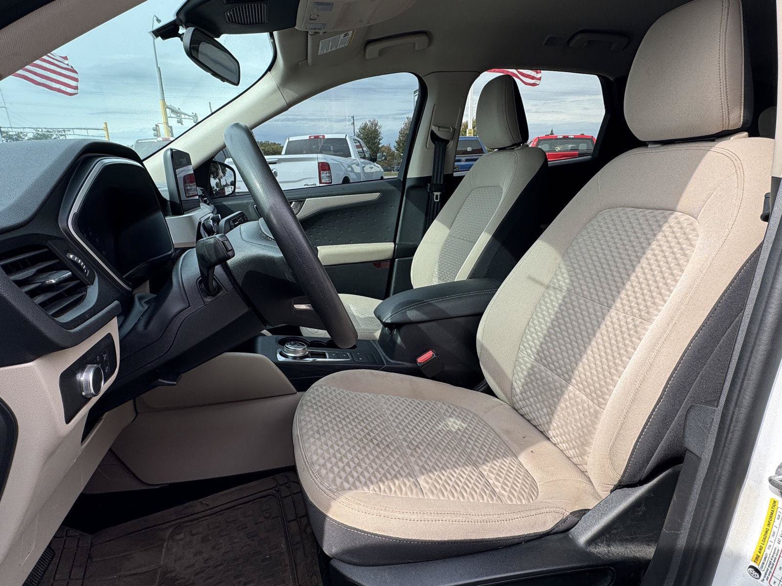 Used 2020 Ford Escape SE AWD/4WD image 4