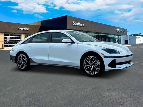 New 2024 Hyundai Ioniq 6 SEL AWD/4WD image 11