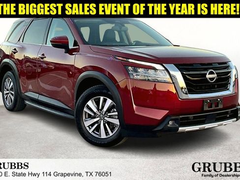 Used 2022 Nissan Pathfinder SL image 1