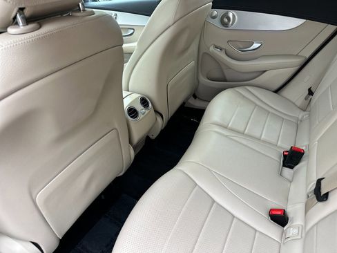 Used 2023 Mercedes-Benz GLC 300 4MATIC Coupe image 13