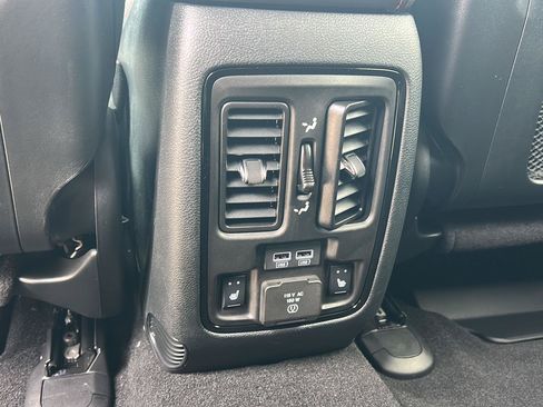 Used 2026 Dodge Durango GT AWD/4WD image 22