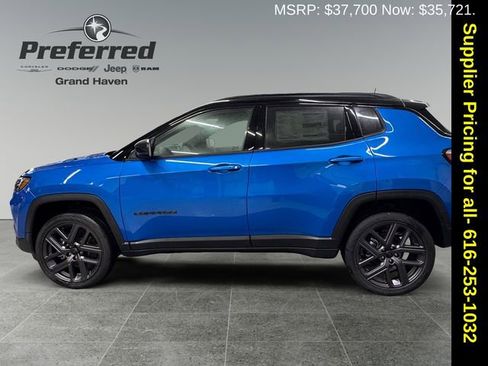 New 2026 Jeep Compass Limited image 9