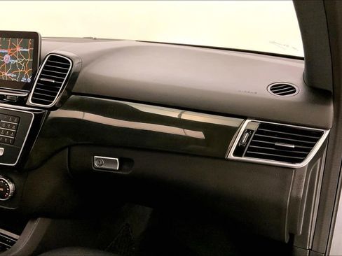 Used 2018 Mercedes-Benz GLE 350 4MATIC image 23