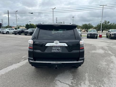 Used 2017 Toyota 4Runner Limited AWD/4WD image 6