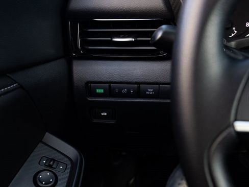 New 2025 Nissan Sentra SV w/ Trunk Package image 13