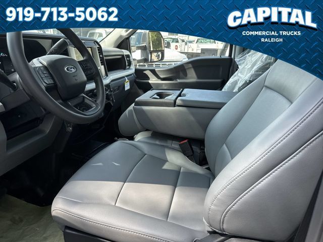 New 2026 Ford F550 4x4 Crew Cab image 21