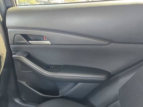 Used 2022 MAZDA CX-30 AWD 2.5 S image 11
