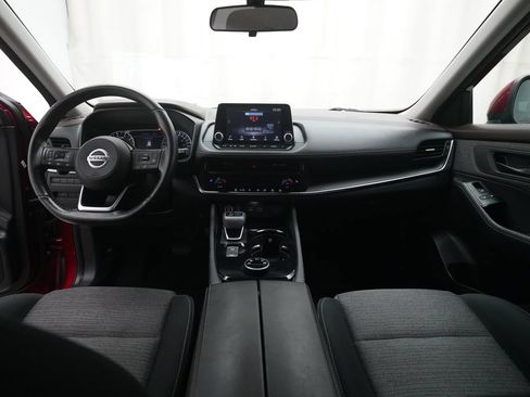 Used 2021 Nissan Rogue S AWD/4WD image 6