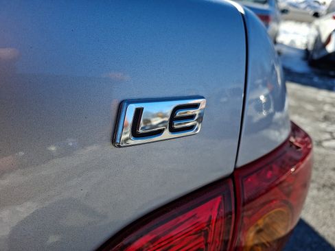 Used 2010 Toyota Corolla LE image 29