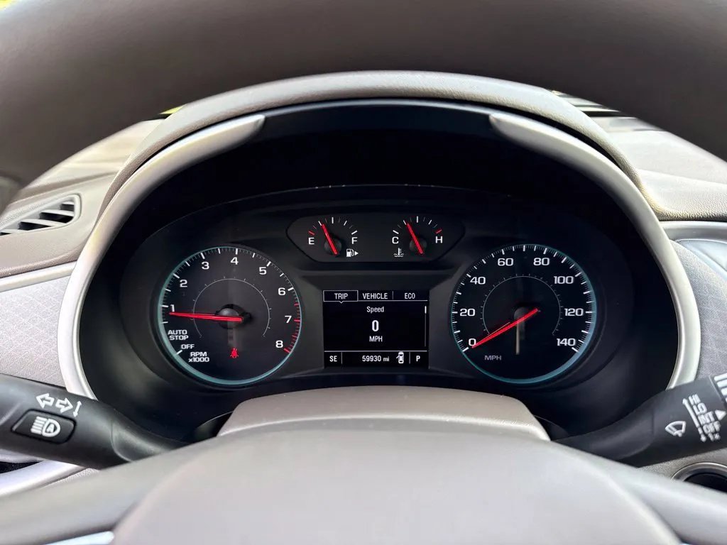 Used 2024 Chevrolet Malibu LT FWD image 17