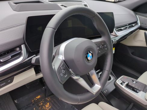 New 2026 BMW X2 xDrive28i w/ Technology Package AWD/4WD image 18