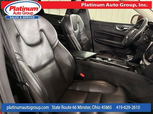Used 2021 Volvo XC60 T5 Inscription image 39