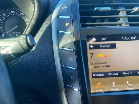 Used 2019 Lincoln MKC Select w/ Select Plus Package image 18