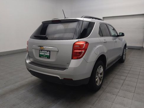 Used 2017 Chevrolet Equinox LT image 9
