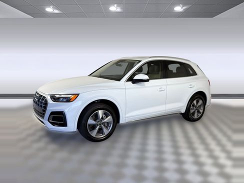 Used 2023 Audi Q5 2.0T Premium Plus w/ Premium Plus Package image 1