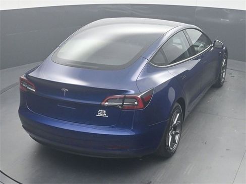 Used 2023 Tesla Model 3 Standard Range image 23