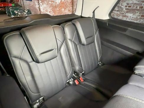 Used 2015 Mercedes-Benz GL 450 4MATIC image 93