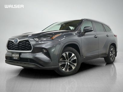 Used 2021 Toyota Highlander XLE