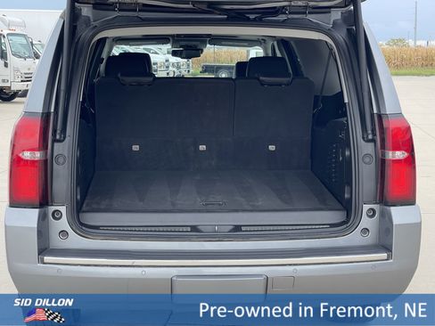 Used 2020 Chevrolet Suburban Premier image 20