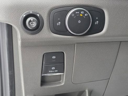 New 2026 Ford Transit 150 Low Roof RWD image 7
