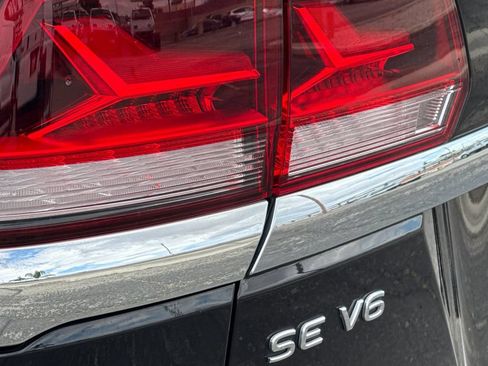 Used 2023 Volkswagen Atlas SE w/ Panoramic Sunroof Package FWD image 26