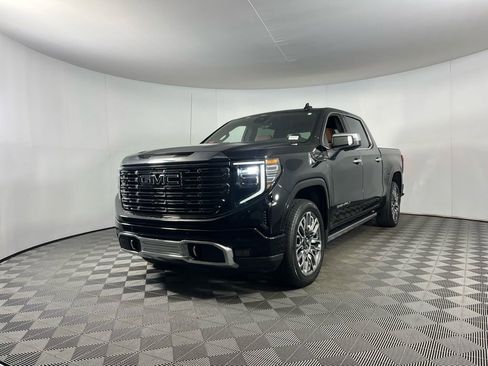 Used 2024 GMC Sierra 1500 Denali Ultimate image 4