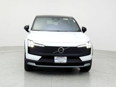 New 2026 Volvo EX30 Cross Country Ultra image 2
