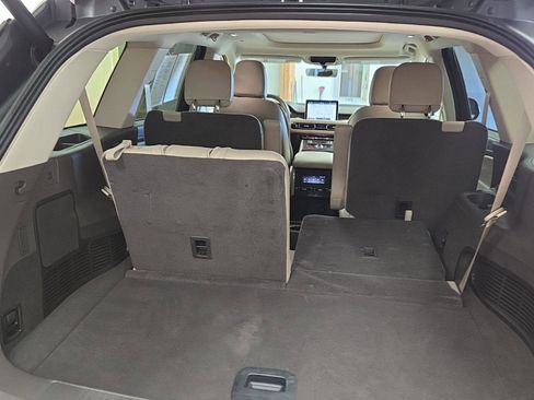 Used 2023 Lincoln Aviator Reserve w/ Elements Package Plus image 16