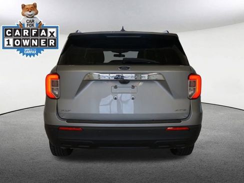 Certified 2022 Ford Explorer XLT image 13